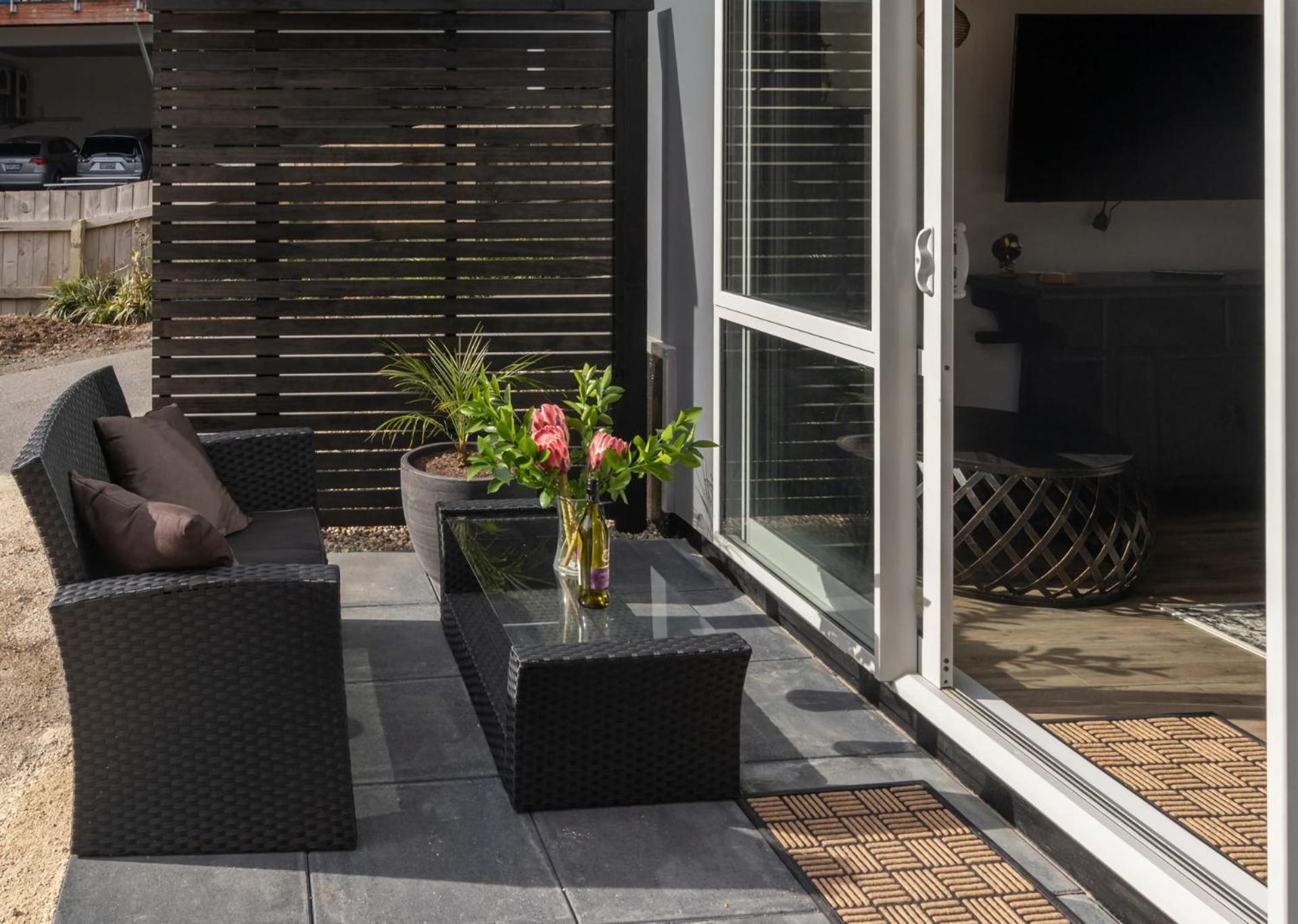 City Living Apartment Three New Plymouth Exterior photo